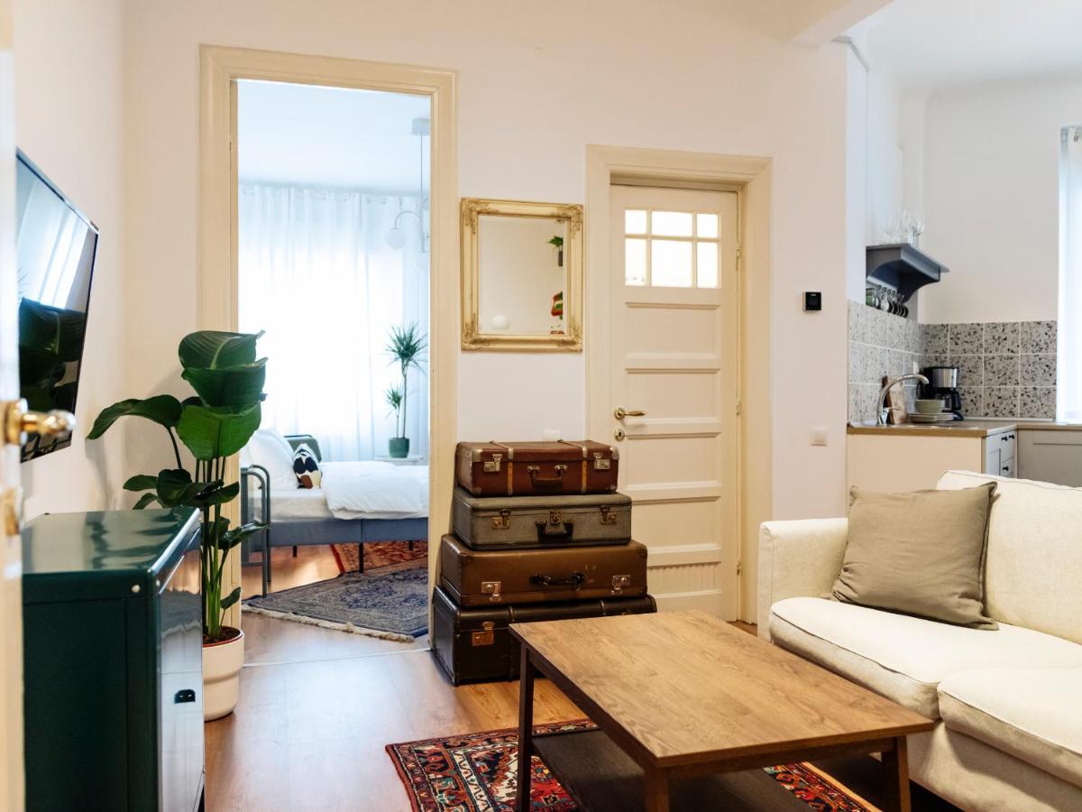 Lovely Vintage Double Studio In City Center Bucarest Exterior foto